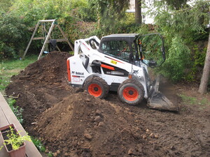 Zemn&iacute; pr&aacute;ce Bobcat