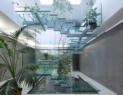 schodi&scaron;ťov&aacute; hala Z&aacute;py 151 4